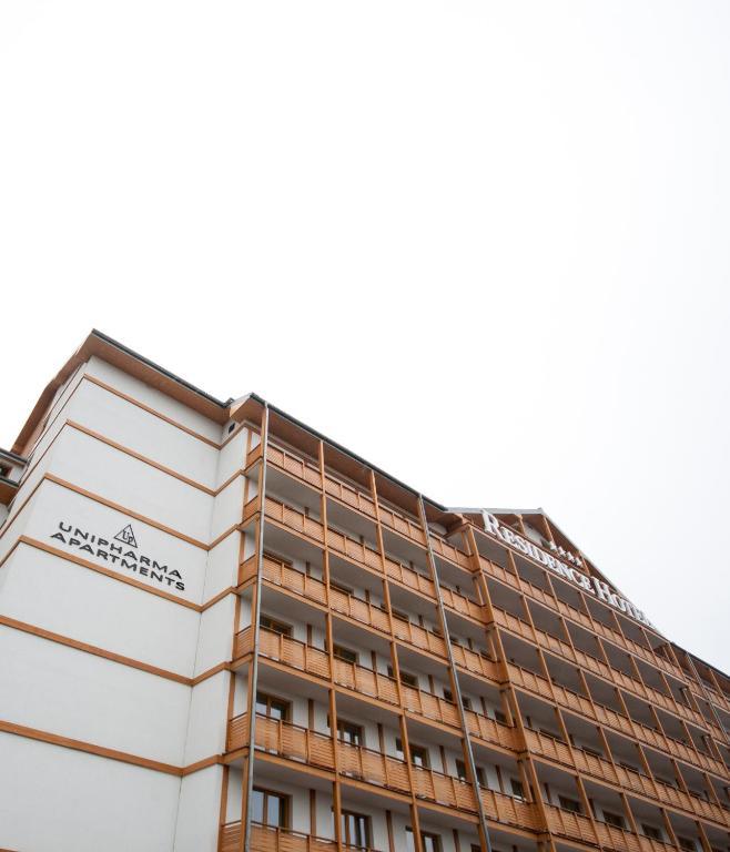 Unipharma Apartments Доновали Екстериор снимка