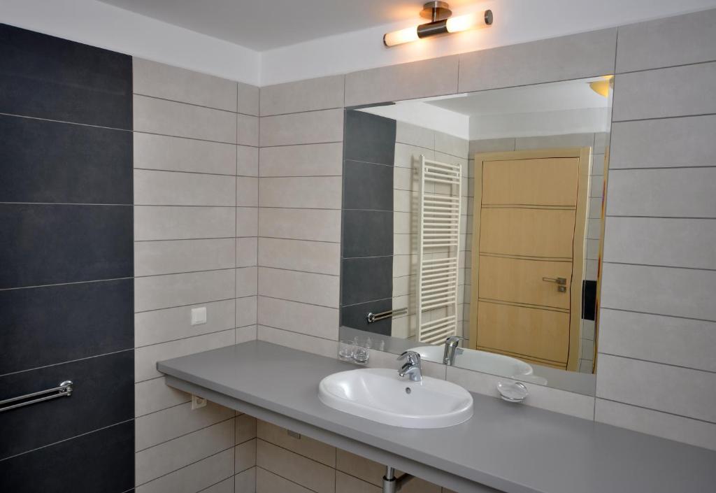 Unipharma Apartments Доновали Стая снимка