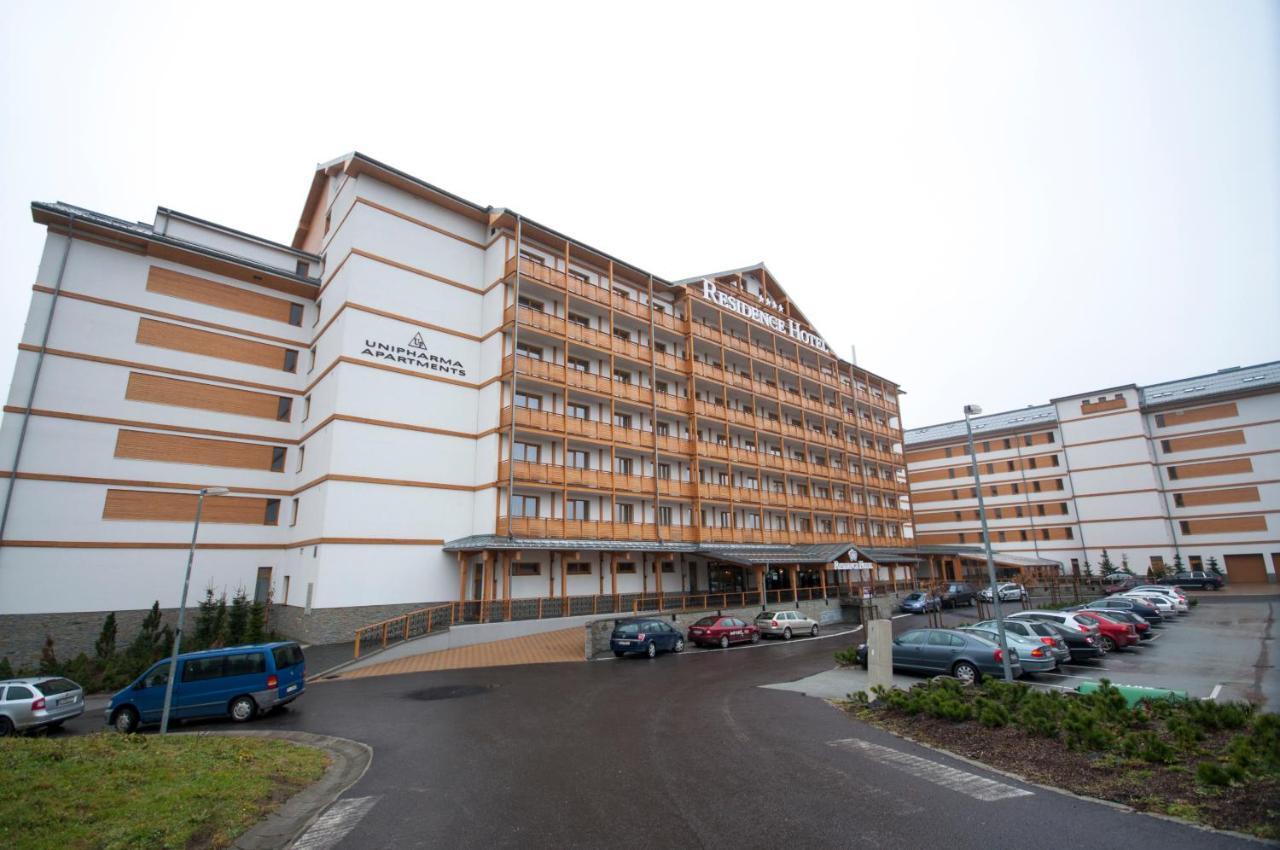 Unipharma Apartments Доновали Екстериор снимка
